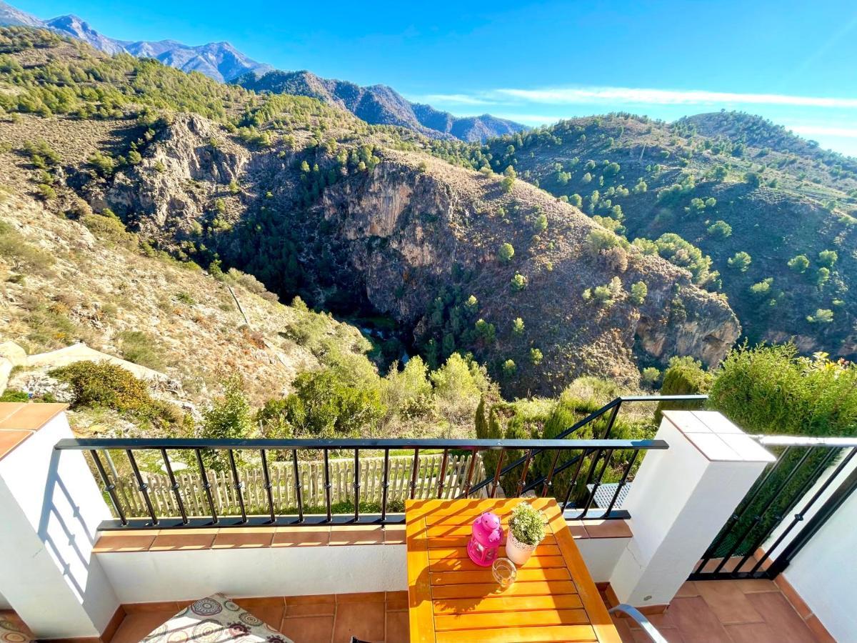 Axarquia , Frigiliana, Terraza Privada Con Vistas A La Montana Rio Y Al Mar Frigiliana
