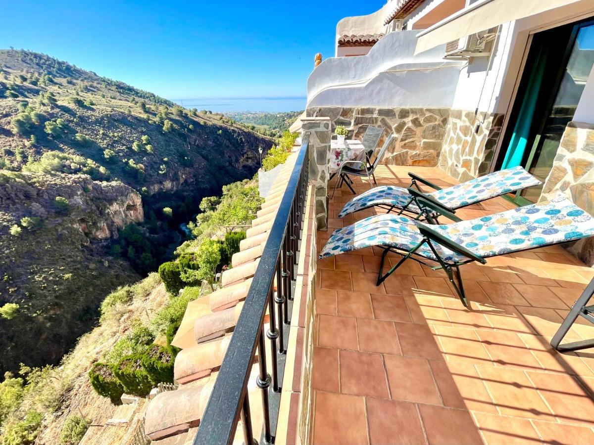 Axarquia , Frigiliana, Terraza Privada Con Vistas A La Montana Rio Y Al Mar Apartment