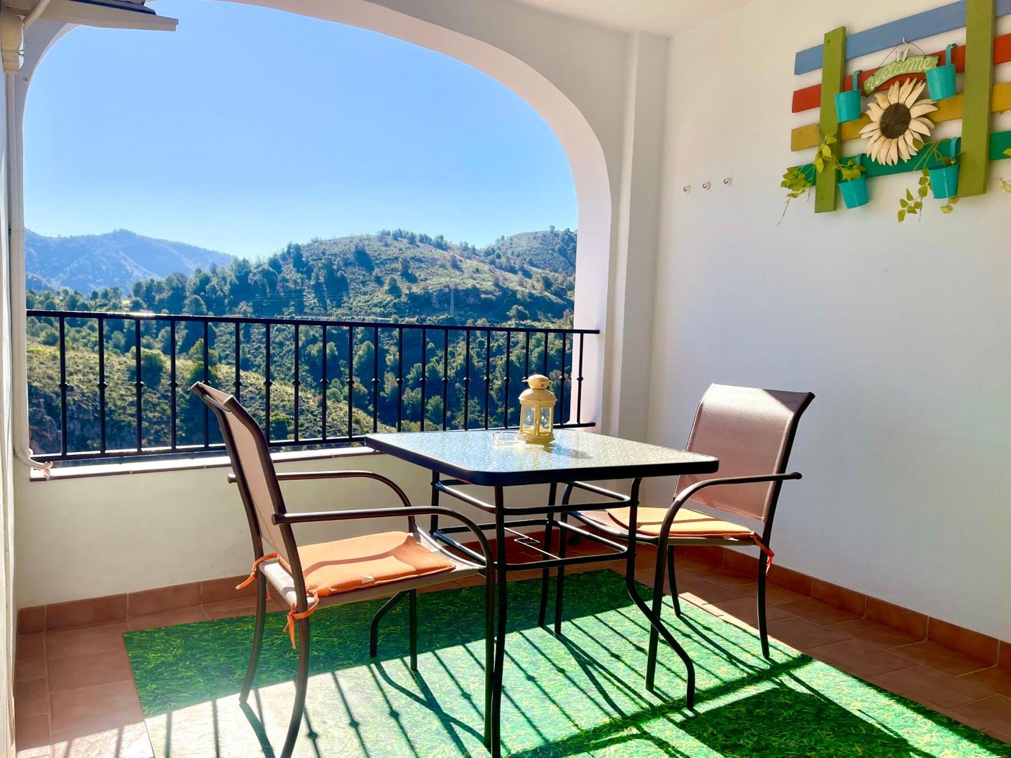 Axarquia , Frigiliana, Terraza Privada Con Vistas A La Montana Rio Y Al Mar * Frigiliana