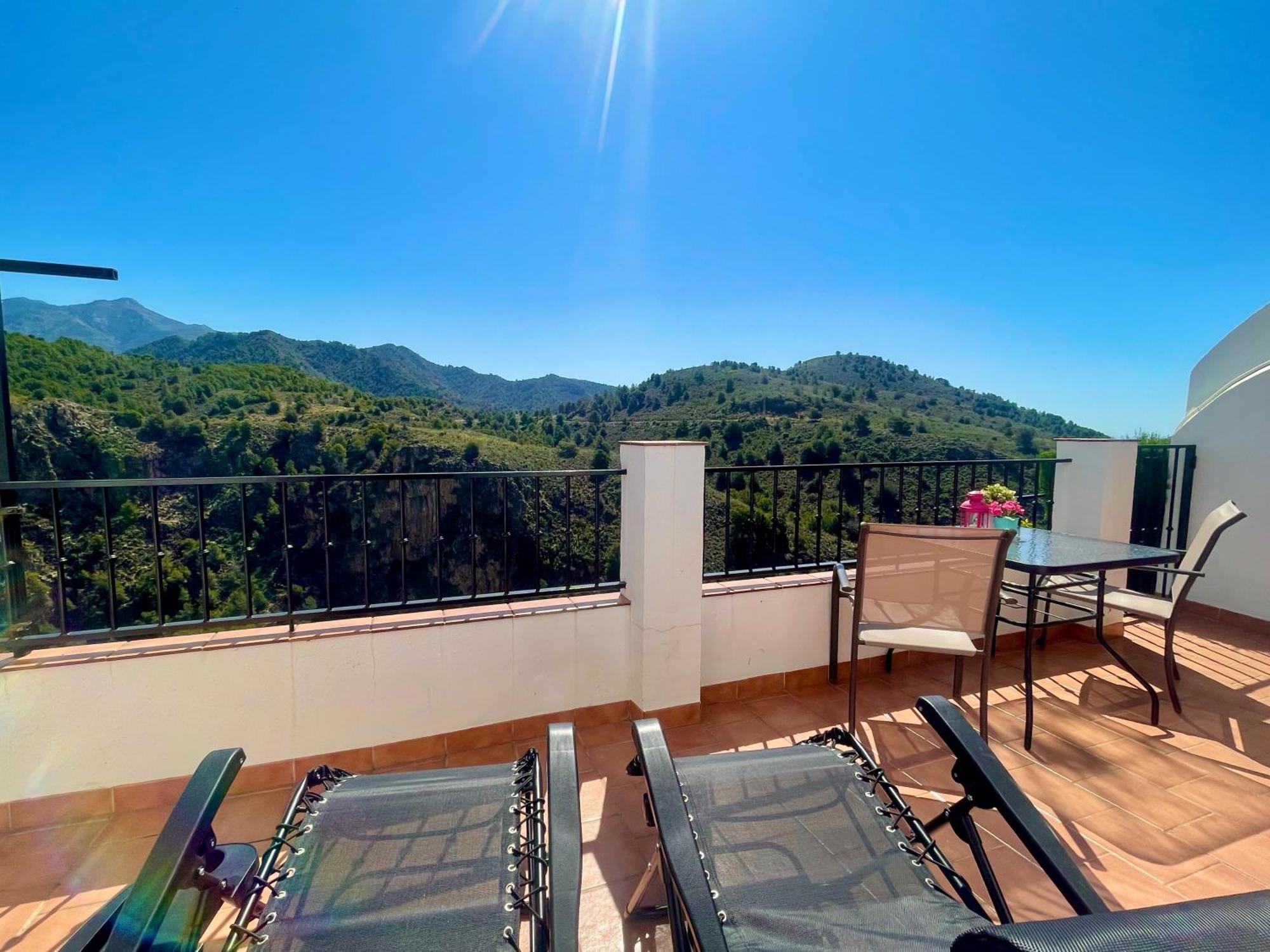 Axarquia , Frigiliana, Terraza Privada Con Vistas A La Montana Rio Y Al Mar Frigiliana