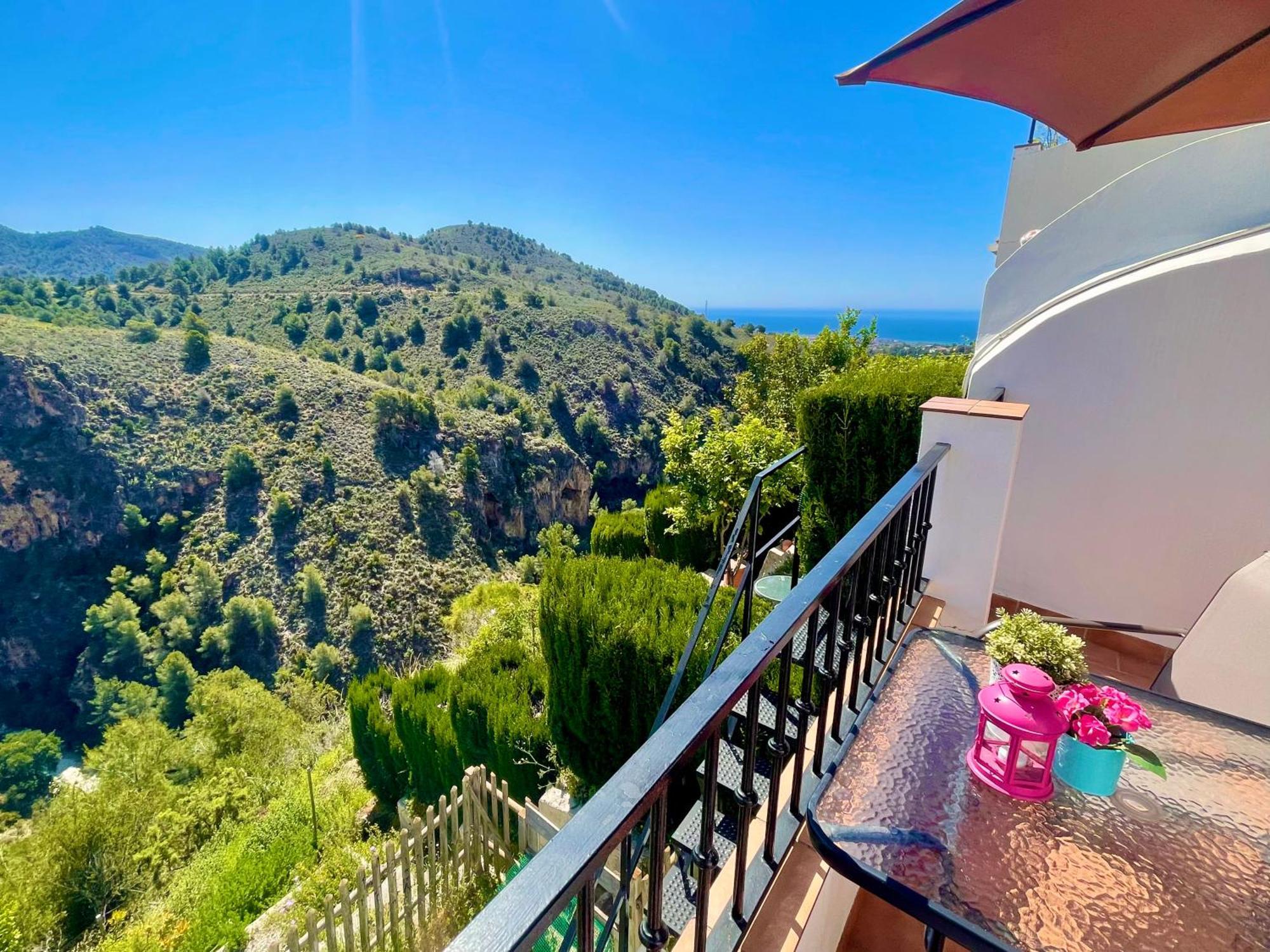 Apartment Axarquia , Frigiliana, Terraza Privada Con Vistas A La Montana Rio Y Al Mar *