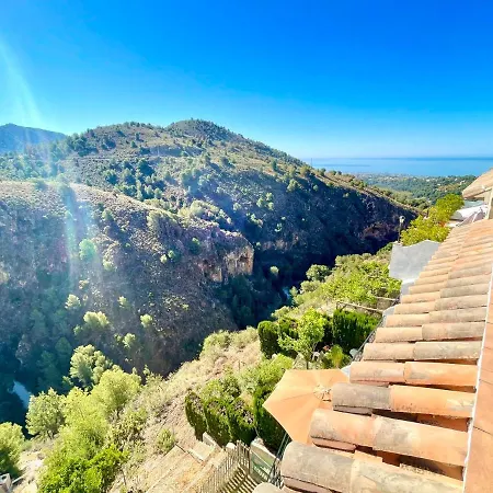 Apartamentos Axarquia , Frigiliana, Terraza Privada Con Vistas A La Montana Rio Y Al Mar Exterior foto