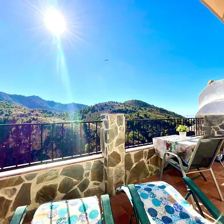 Apartamentos Axarquia , Frigiliana, Terraza Privada Con Vistas A La Montana Rio Y Al Mar Exterior foto