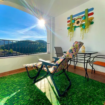 Apartamentos Axarquia , Frigiliana, Terraza Privada Con Vistas A La Montana Rio Y Al Mar Exterior foto